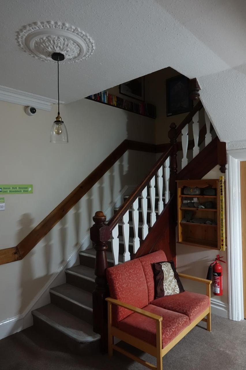 Yha Borth Hostel Εξωτερικό φωτογραφία